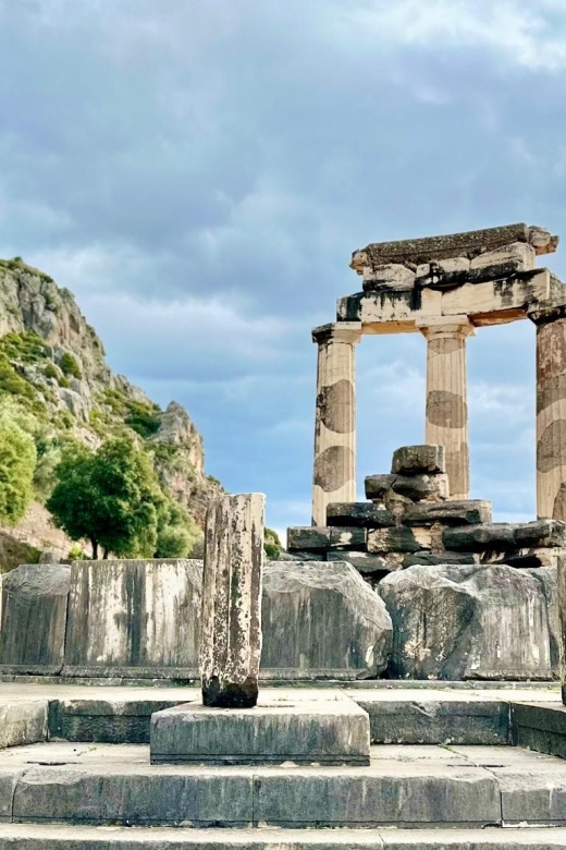 Visit Delphi & Meteora Monasteries Full Day Private Trip - Key things to know before you go