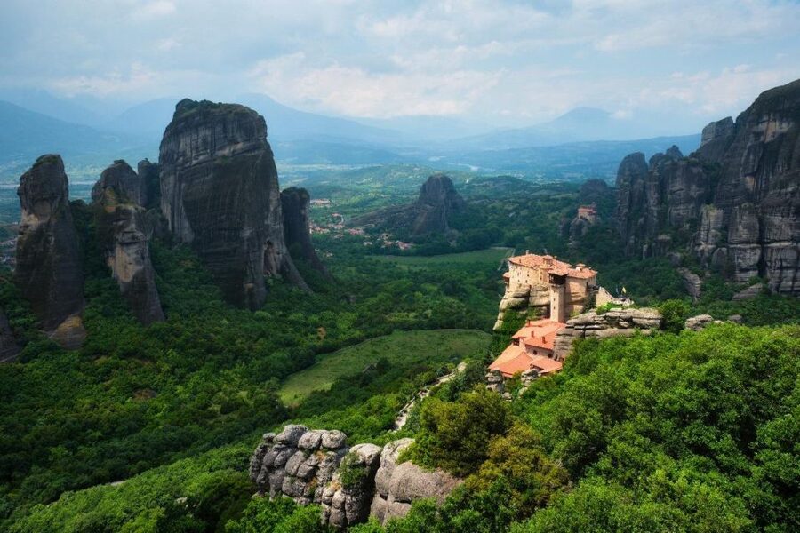 Visit Delphi & Meteora Monasteries Full Day Private Trip - Delphi: the Oracle site and the mountain setting you’ll feel